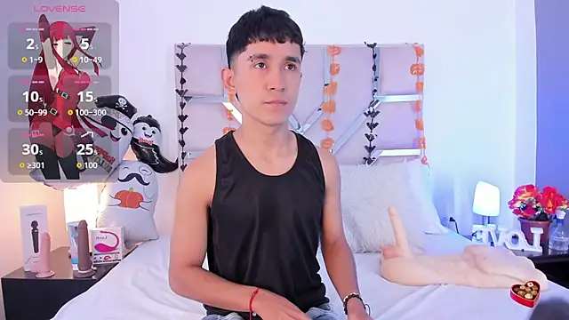 Thayler jones online show from October 3, 11:18 am