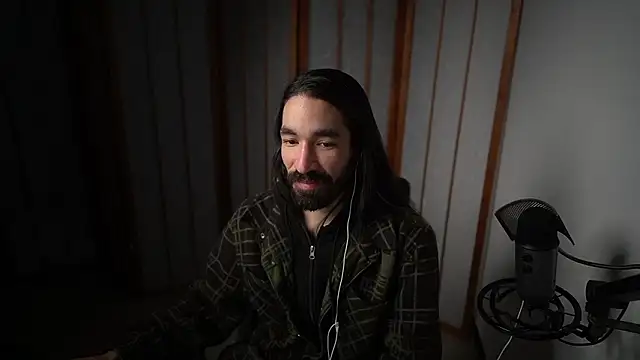 Snapshot of Your_Ice_cream chatting on February 15, 11:12 pm Your Ice cream online show from February 15, 11:12 pm