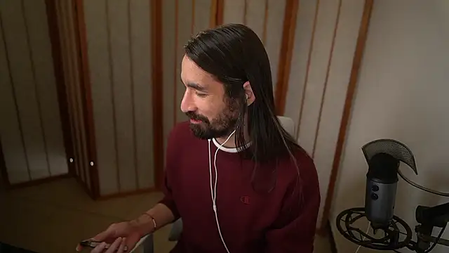 Snapshot of Your_Ice_cream chatting on March 24, 2:33 pm Your Ice cream online show from March 24, 2:33 pm