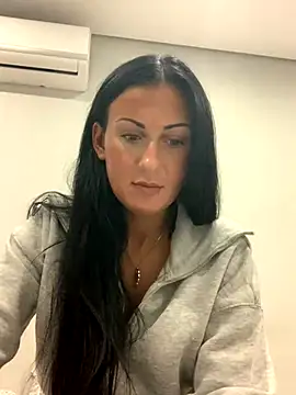 SweNatasha online show from December 5, 6:11 pm