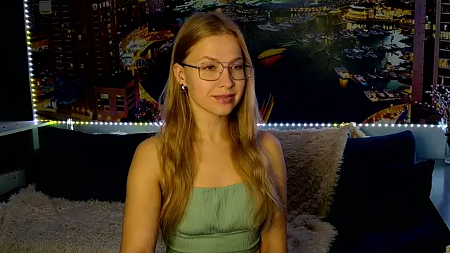 Snapshot of pusyavykusya chatting on November 6, 11:22 am pusyavykusya online show from November 6, 11:22 am