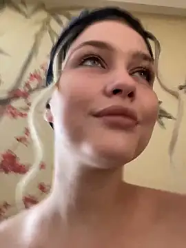 KikiWatson online show from March 14, 12:07 pm