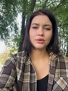 KikiWatson online show from September 25, 6:06 am