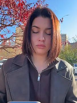 KikiWatson online show from November 3, 6:58 am