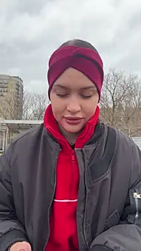 KikiWatson online show from February 17, 8:11 am