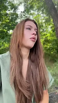 KikiWatson online show from June 19, 7:12 am