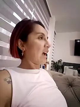 Snapshot of your_red_rose_ chatting on December 26, 10:52 pm your red rose online show from December 26, 10:52 pm