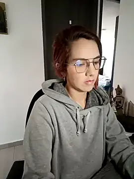 Snapshot of your_red_rose_ chatting on January 14, 1:38 pm your red rose online show from January 14, 1:38 pm