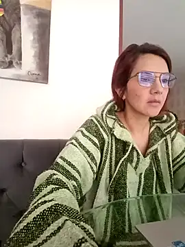 Snapshot of your_red_rose_ chatting on January 24, 1:47 pm your red rose online show from January 24, 1:47 pm