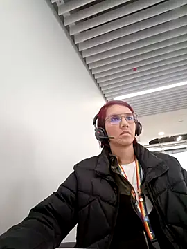 Snapshot of your_red_rose_ chatting on March 6, 4:17 pm your red rose online show from March 6, 4:17 pm