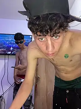 LatinBoysxxx online show from January 4, 11:27 pm