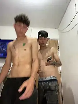 LatinBoysxxx online show from January 22, 7:24 pm