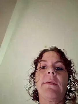 thatonespicychick online show from December 6, 4:58 am