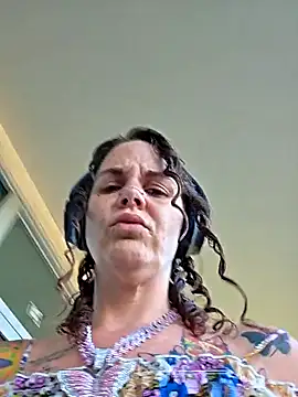 thatonespicychick online show from September 27, 2:22 pm