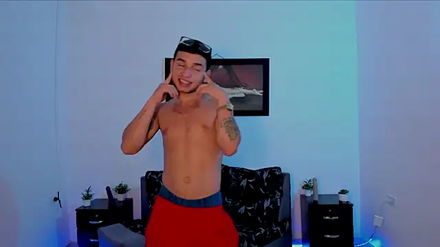 xXHot MalesXx online show from March 20, 8:40 pm