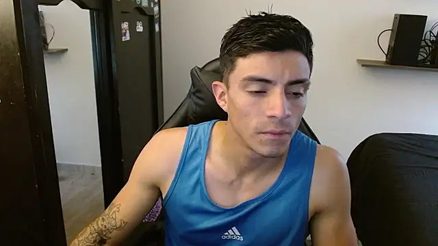 kv   xxx  online show from February 17, 3:40 pm