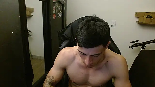Snapshot of kv___xxx_ chatting on April 18, 11:27 pm kv xxx online show from April 18, 11:27 pm