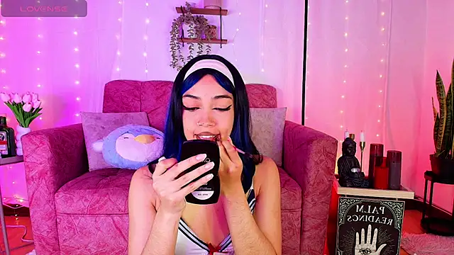Sara Jhonson online show from June 12, 11:35 pm