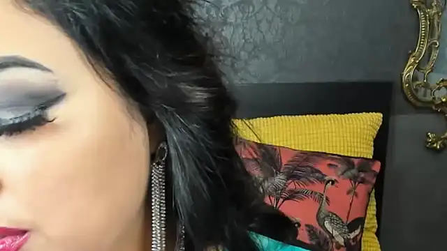 Snapshot of SelenaNoctis chatting on January 1, 10:54 am SelenaNoctis online show from January 1, 10:54 am