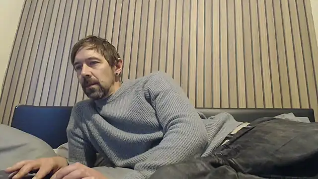 Snapshot of willybewild chatting on September 20, 12:28 pm willybewild online show from September 20, 12:28 pm