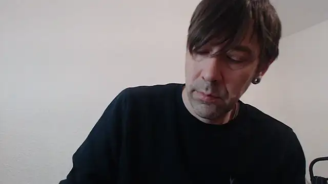 willybewild online show from February 1, 6:28 pm