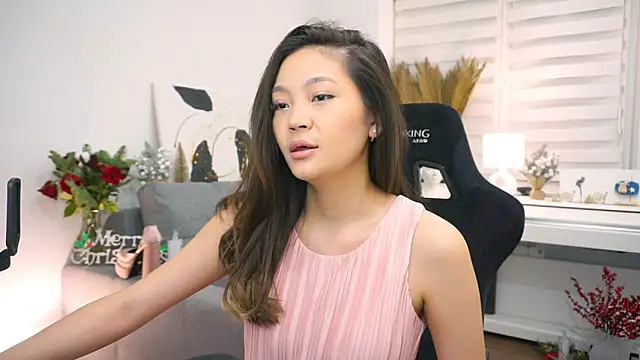 Peopleneedlove144 online show from December 25, 6:41 pm