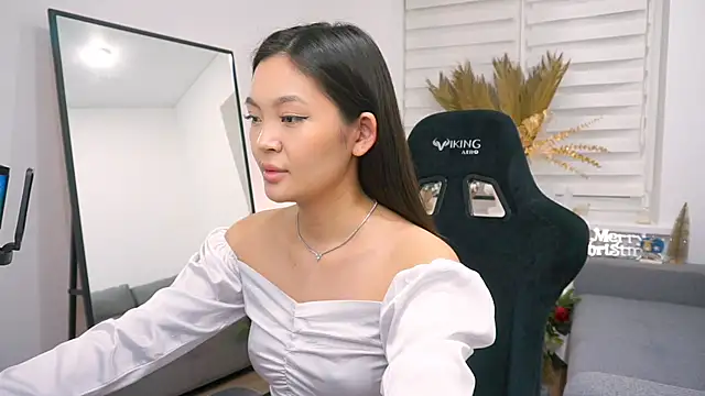 Peopleneedlove144 online show from December 27, 1:53 am