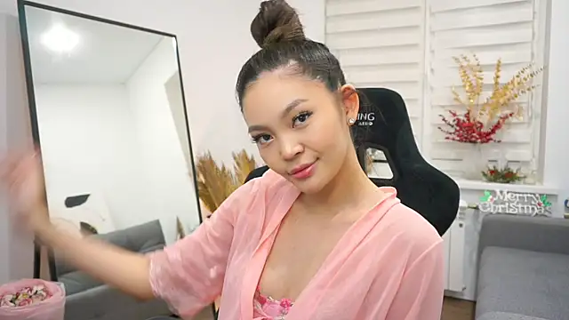 Peopleneedlove144 online show from January 3, 1:27 am