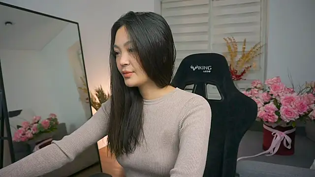 Peopleneedlove144 online show from January 15, 1:45 am