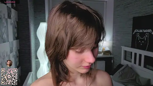 Snapshot of EthalBuffkin chatting on February 23, 7:11 pm EthalBuffkin online show from February 23, 7:11 pm