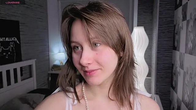 Snapshot of EthalBuffkin chatting on March 5, 7:10 pm EthalBuffkin online show from March 5, 7:10 pm