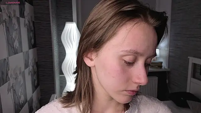 Snapshot of EthalBuffkin chatting on March 23, 7:18 pm EthalBuffkin online show from March 23, 7:18 pm