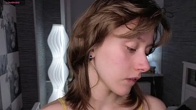 Snapshot of EthalBuffkin chatting on March 26, 7:19 pm EthalBuffkin online show from March 26, 7:19 pm