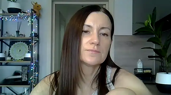 jainesummer online show from February 6, 10:48 am