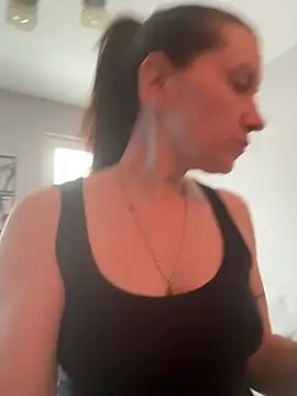 Snapshot of jainesummer chatting on February 26, 6:12 am jainesummer online show from February 26, 6:12 am