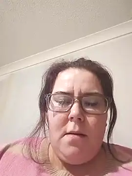 Viola SassyX online show from December 4, 3:32 pm