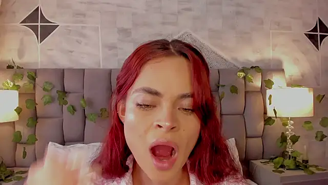 HannaRhodes online show from January 23, 4:04 pm