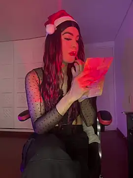 Mia Frank  online show from December 19, 8:55 pm