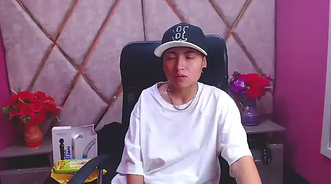 Im Mathias online show from February 1, 5:28 am