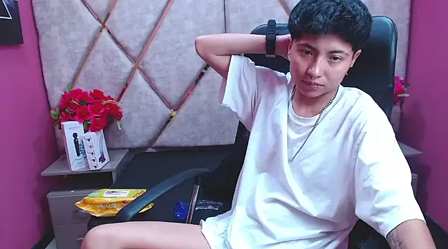 Im Mathias online show from February 7, 8:01 am