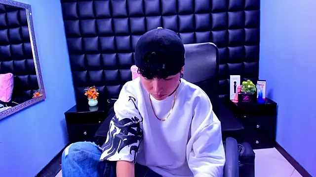 Im Mathias online show from September 13, 8:08 pm