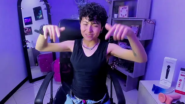 Im Mathias online show from October 11, 2:44 am