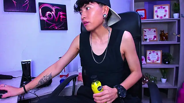 Im Mathias online show from October 29, 3:42 am