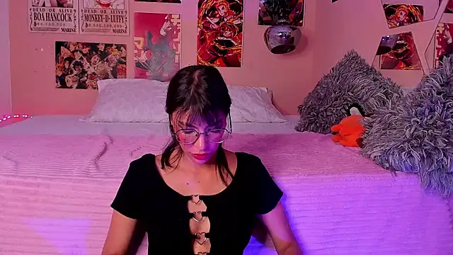 Snapshot of Luna-Chann chatting on March 11, 11:37 pm Luna-Chann online show from March 11, 11:37 pm