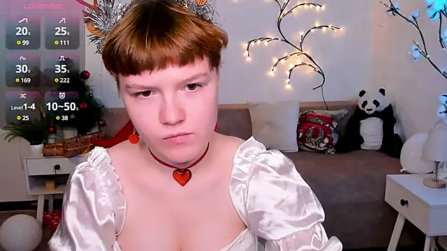 DreamyLuna online show from December 31, 8:02 pm