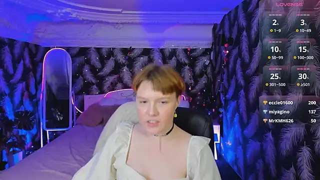 DreamyLuna online show from January 5, 5:41 am