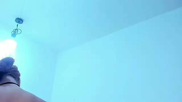 Melody Megann online show from March 3, 11:38 am