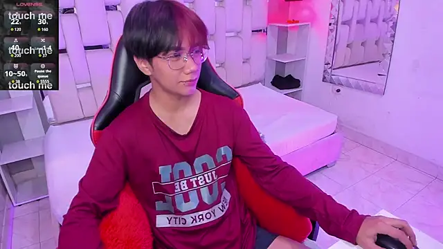 Eriol  online show from November 2, 11:45 am