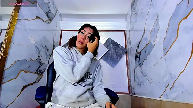 Snapshot of Isabella_stanford2 chatting on October 13, 12:38 pm Isabella stanford2 online show from October 13, 12:38 pm