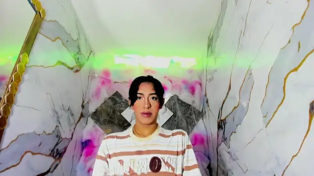 Snapshot of Isabella_stanford2 chatting on December 4, 9:23 pm Isabella stanford2 online show from December 4, 9:23 pm